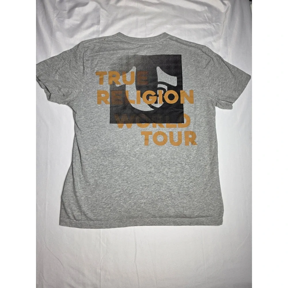 True Religion World Tour Graphic T-Shirt Heather Gray Orange Logo Mens XL
